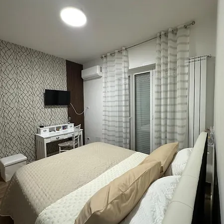 Betti House Apartment *